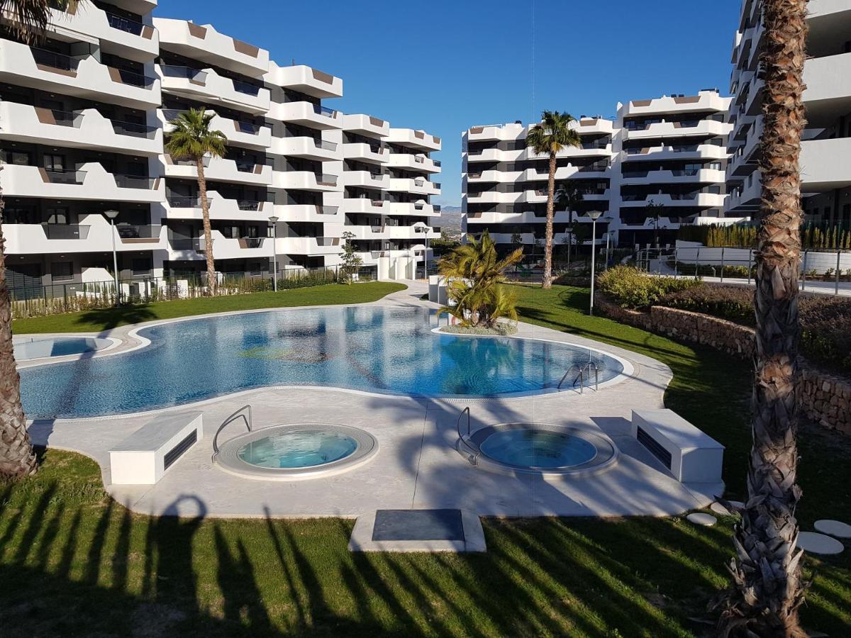 Apartament Gaudi Arenales del Sol Zewnętrze zdjęcie